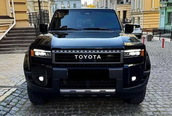 Аренда Toyota Land Cruiser Prado 250 без водителя 