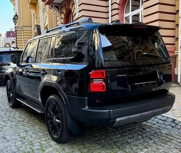 Аренда Toyota Land Cruiser Prado 250 без водителя 