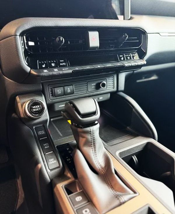 Аренда Toyota Land Cruiser Prado 250 без водителя 