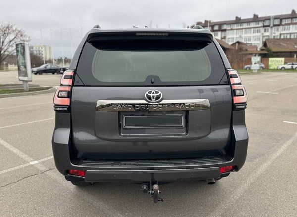 Прокат Toyota Prado 70 Anniversary без водителя или с водителем 
