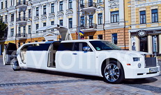Лімузин Chrysler 300C Rolls-Royse Phantom на весілля в Києві