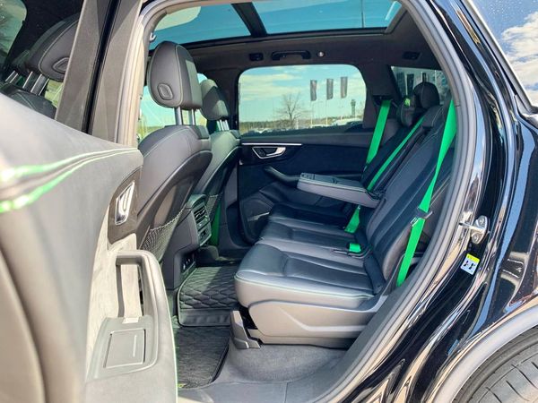 Аренда Audi Q7 R-Line в Киеве — прокат без водителя или с водителем