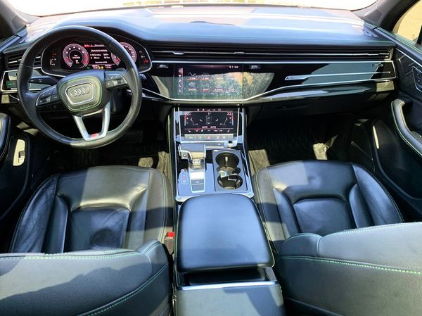 Аренда Audi Q7 R-Line в Киеве — прокат без водителя или с водителем