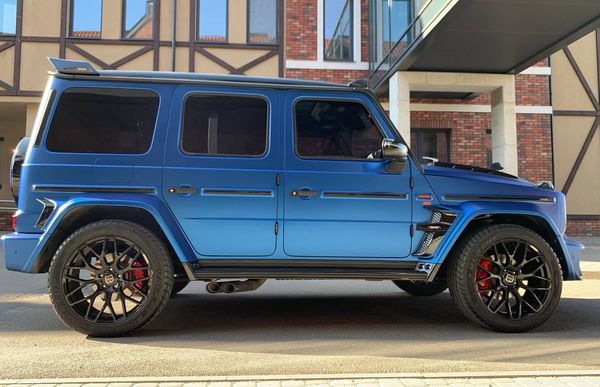 Mercedes-Benz G800 Brabus «Кубик» синий — аренда с водителем и без в Киеве Mercedes-Benz G800 Brabus «Кубик» синий — аренда с водителем и без в Киеве
