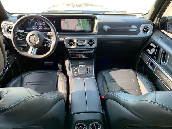 Mercedes-Benz G800 Brabus «Кубик» синий — аренда с водителем и без в Киеве Mercedes-Benz G800 Brabus «Кубик» синий — аренда с водителем и без в Киеве
