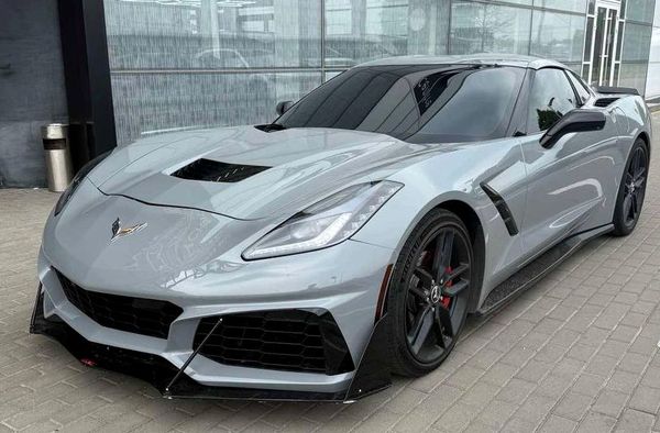 Кабріолет на фотосесію, зйомку Chevrolet Corvette Targa - оренда 