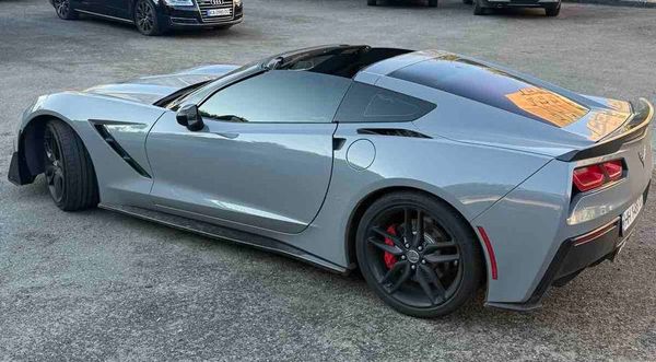 Кабриолет для фотосессии и съемки Chevrolet Corvette Targa — аренда