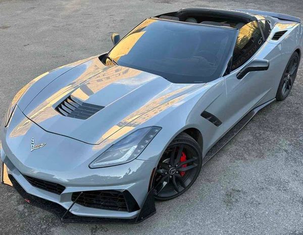 Кабриолет для фотосессии и съемки Chevrolet Corvette Targa — аренда